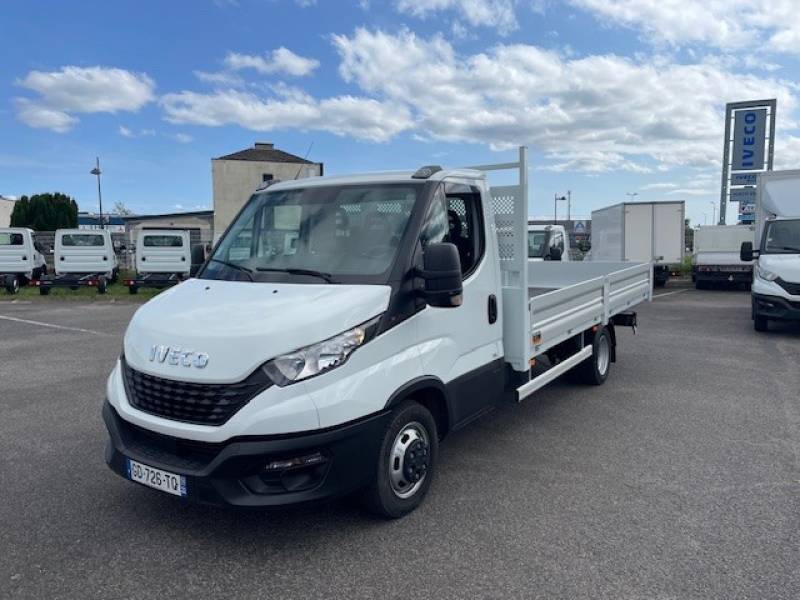 Acquérir un véhicule utilitaire Plateau Iveco Daily en occasion à Nancy